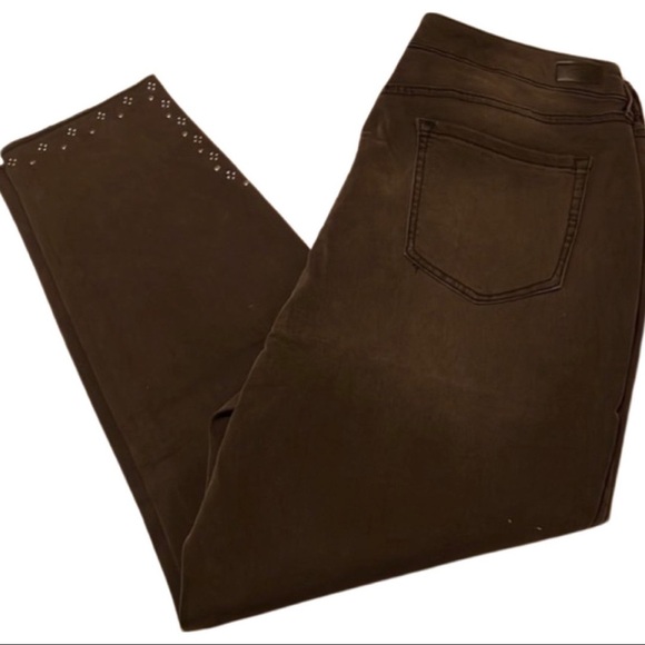 Sofia Vergara Rosa High Rise Curvy Ankle Studded Jeans Size 20 - Picture 5 of 11